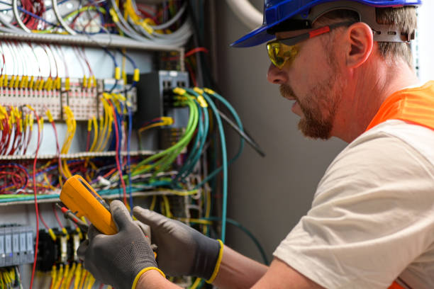 Best Electrical Contractors for Businesses  in Toledo, OH